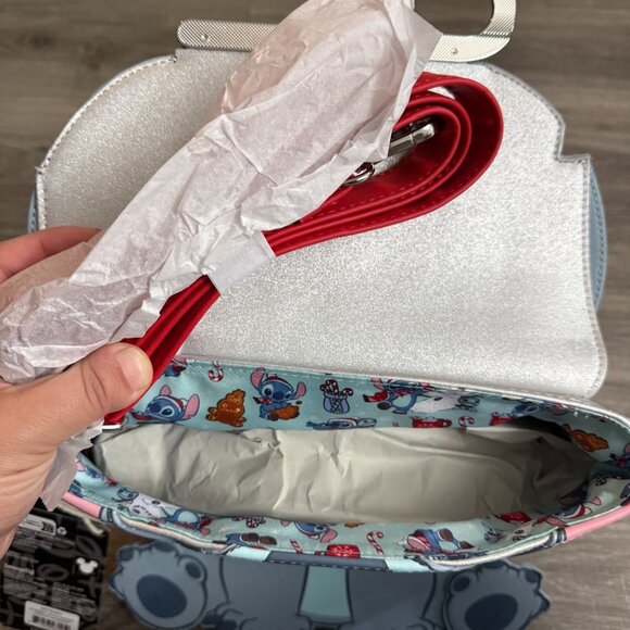 NWT Loungefly Disney Stitch Holiday Glitter Snowflake Crossbody Bag Damaged - Picture 4 of 7